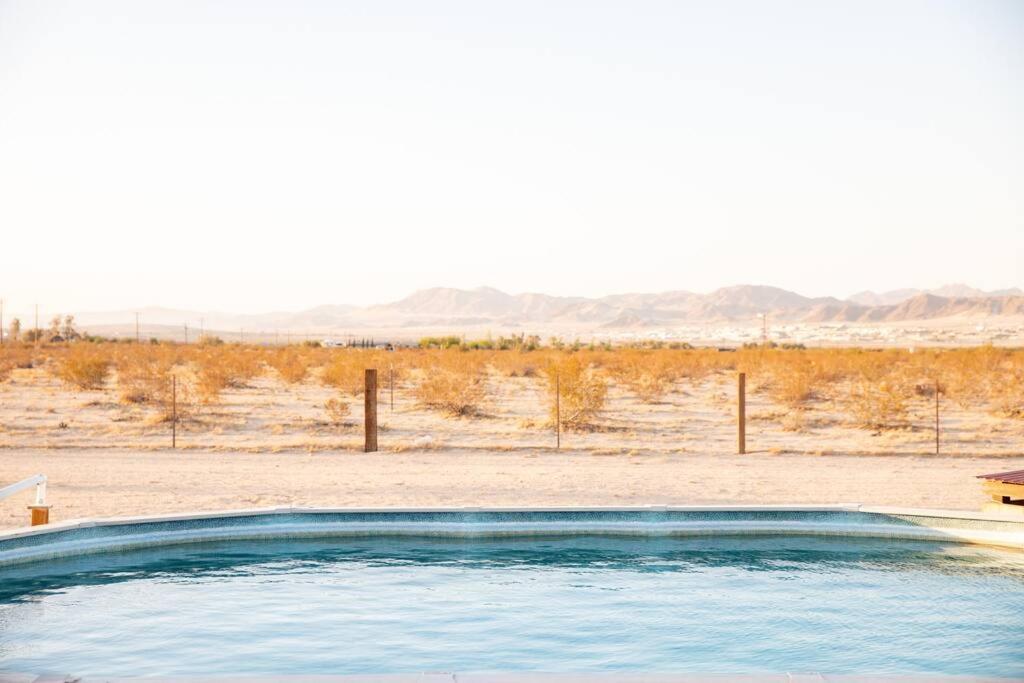 Sun Runner - Serene Desert Home W/Pool & Hot Tub Twentynine Palms Eksteriør billede