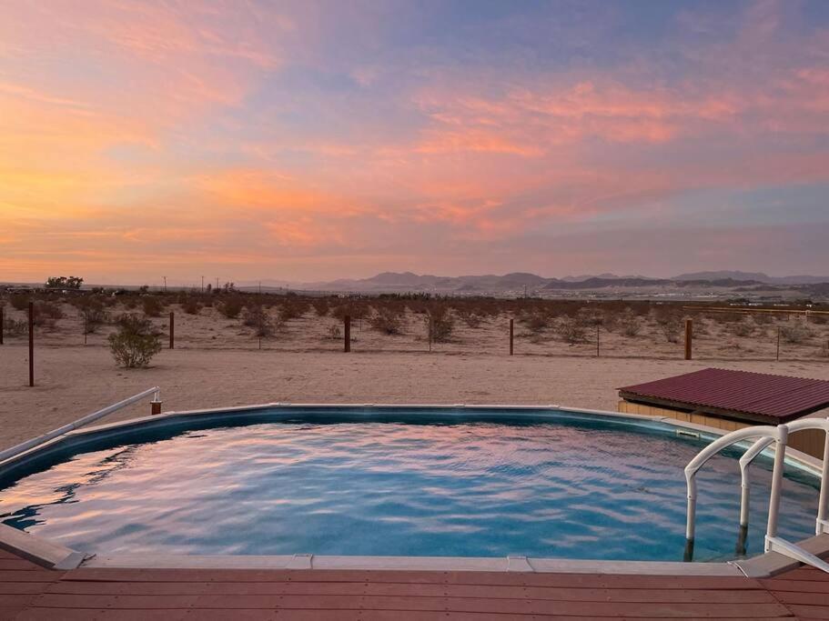 Sun Runner - Serene Desert Home W/Pool & Hot Tub Twentynine Palms Eksteriør billede